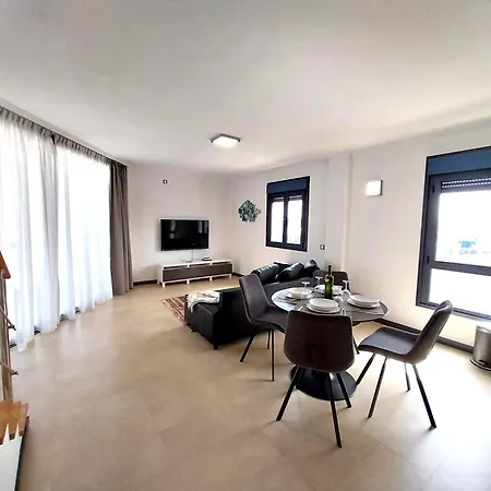 Διαμέρισμα Ma Estates Denebola 2